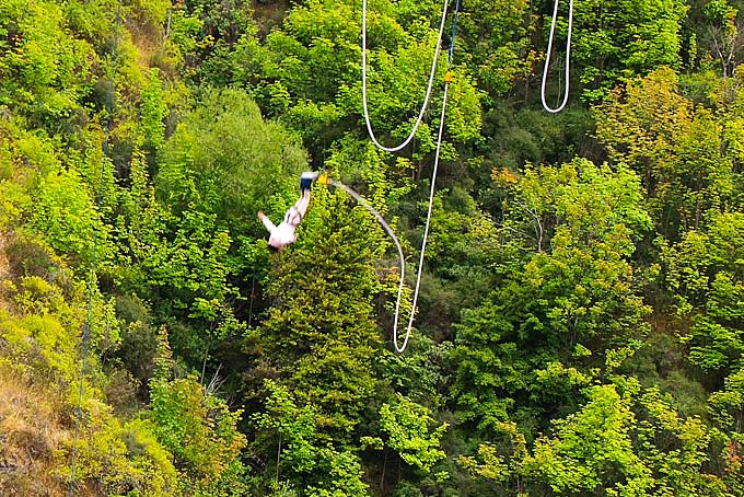bungee jumping, New Zealand